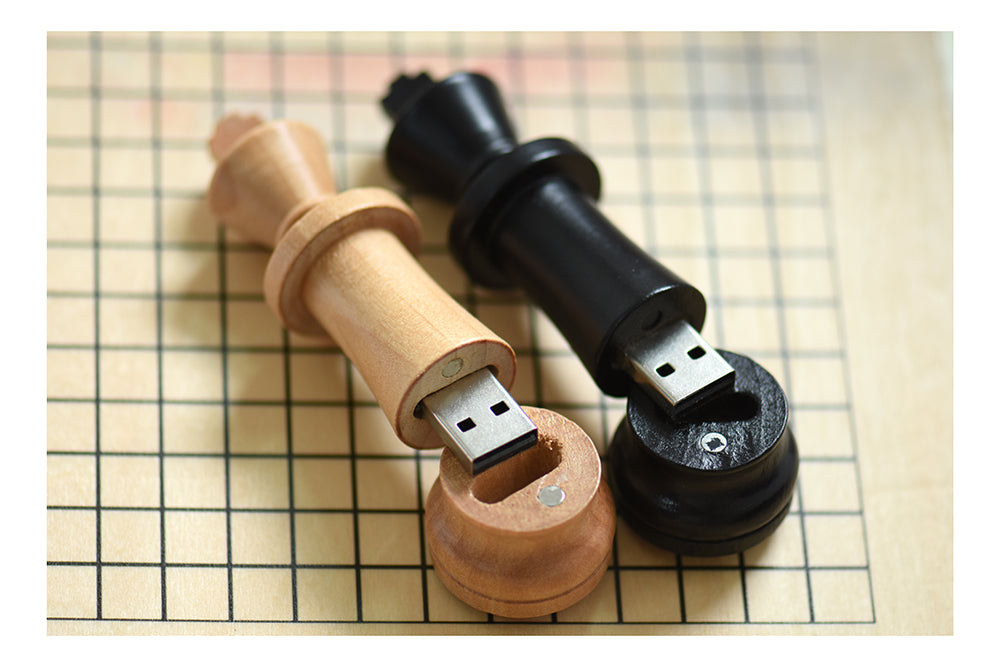 Wooden International Chess USB Flash Drive
